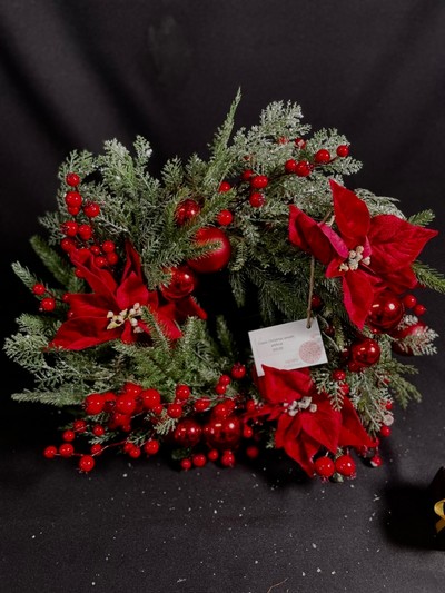  Beautiful Christmas Door Wreath