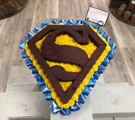 Superman logo