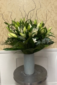 Luxury white oriental lilly vase (HUGE)