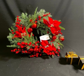  Beautiful Christmas Door Wreath