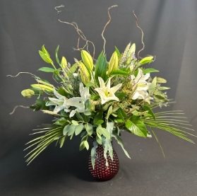 Stunning all white lily vase